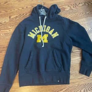 College sweatshirt - University of Michigan hoodie
